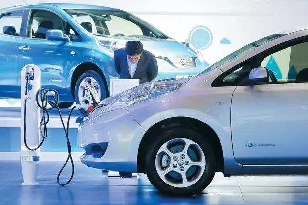 新能源汽车,新能源汽车竞争加剧，新能源汽车洗牌加速